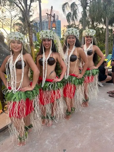 Hula Dancers, Orlando